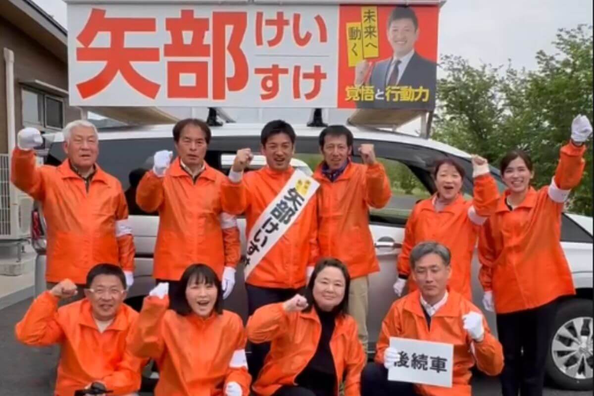 八頭町長選挙矢部けいすけ立候補者選挙戦初日の活動風景4